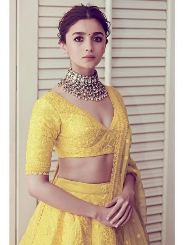 Alia Bhatt's latest braided hairstyle brings a new template for brides and  bridesmaids alike | Vogue India