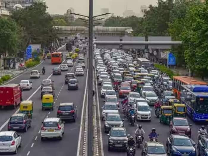 Check Noida Traffic Restrictions For Republic Day 2024.