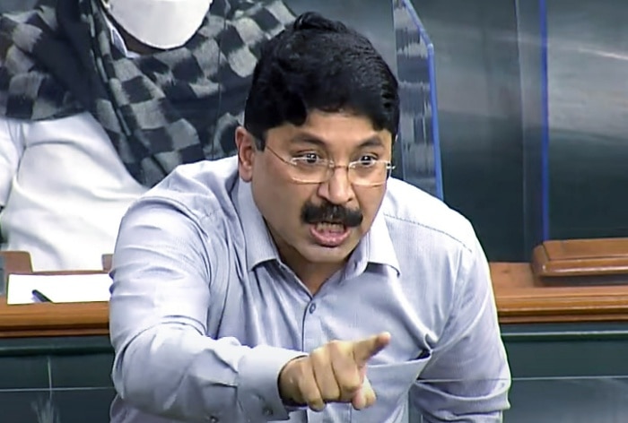 WATCH Video: ‘Hindi Speakers From UP, Bihar Clean Toilets For Us In TN’, Says DMK’s Dayanidhi Maran
