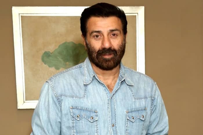 Sunny Deol Reveals He Has Problem Learning English Due to Childhood Dyslexia - All About The Disease