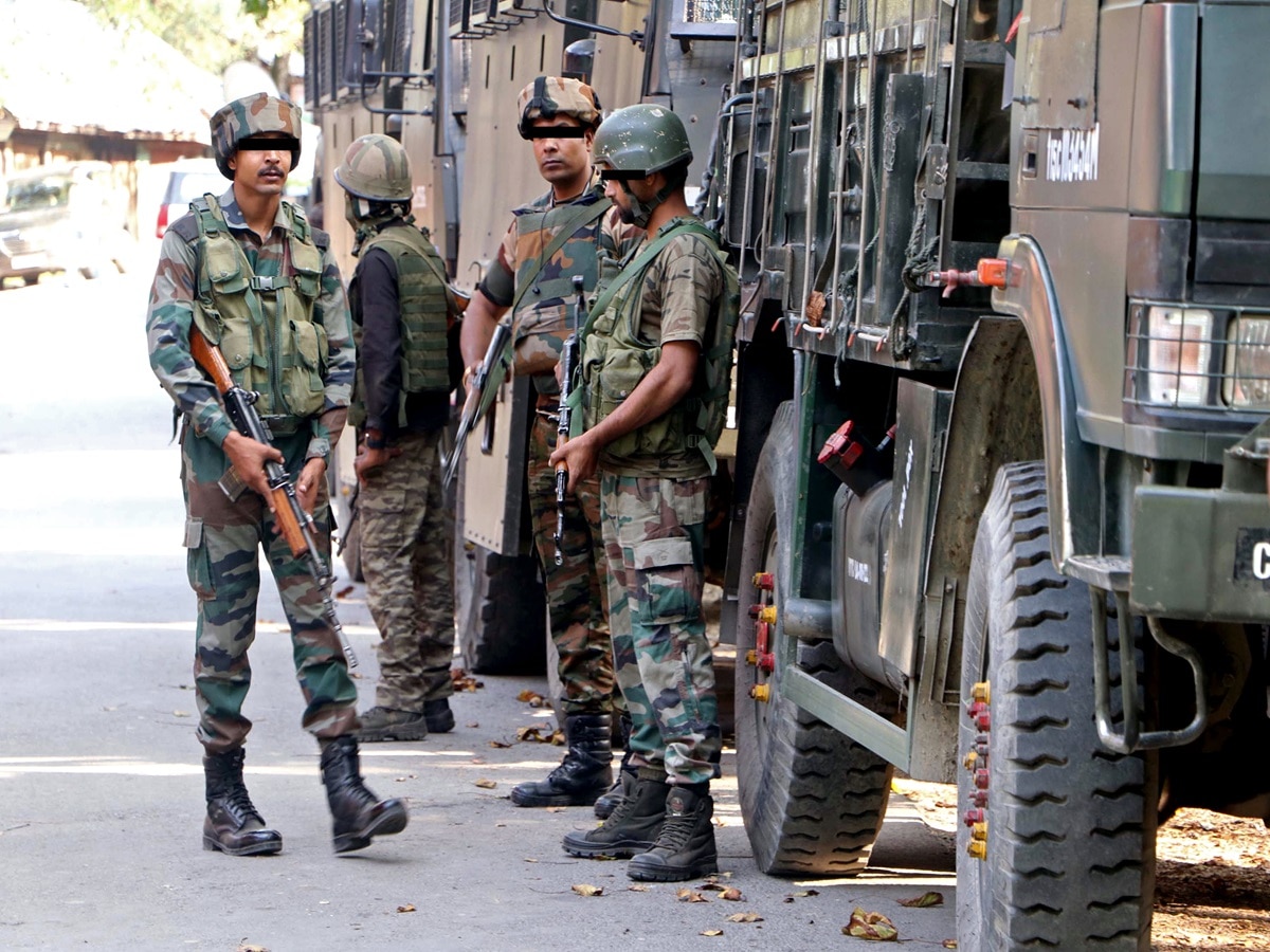 4 Police Commandos, BSF Jawan Critically Injured In Attack By Militants