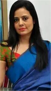 Mahua Moitra's Education Qualification, Early Life