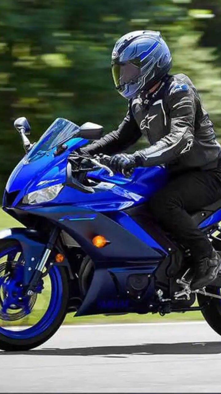 Yamaha r3 discount on road price