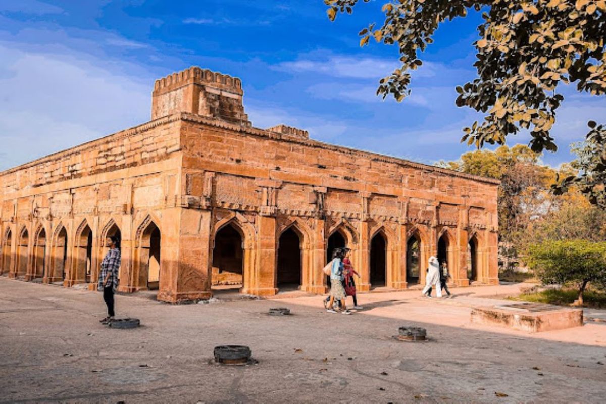 Exploring The Historical Land of Chunar Where Majestic Tales, Meet Culture