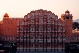 Jaipur: Explore The Rich History, Stunning Architecture of Indias Pink City