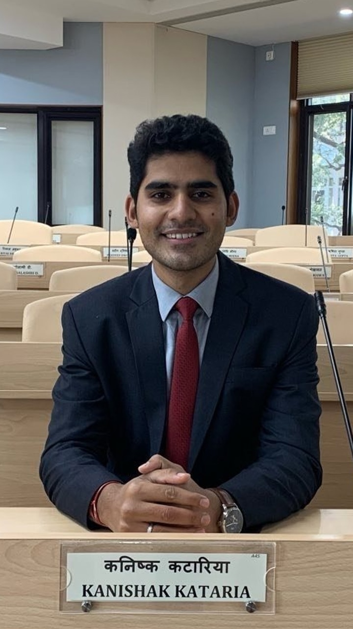 IAS Kanishak Kataria, Education Qualification, UPSC Rank, And More