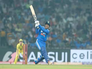 INDW vs AUSW: स्मृति मंधाना ने रचा कीर्तिमान, रोहित-कोहली को भी पीछे छोड़ा