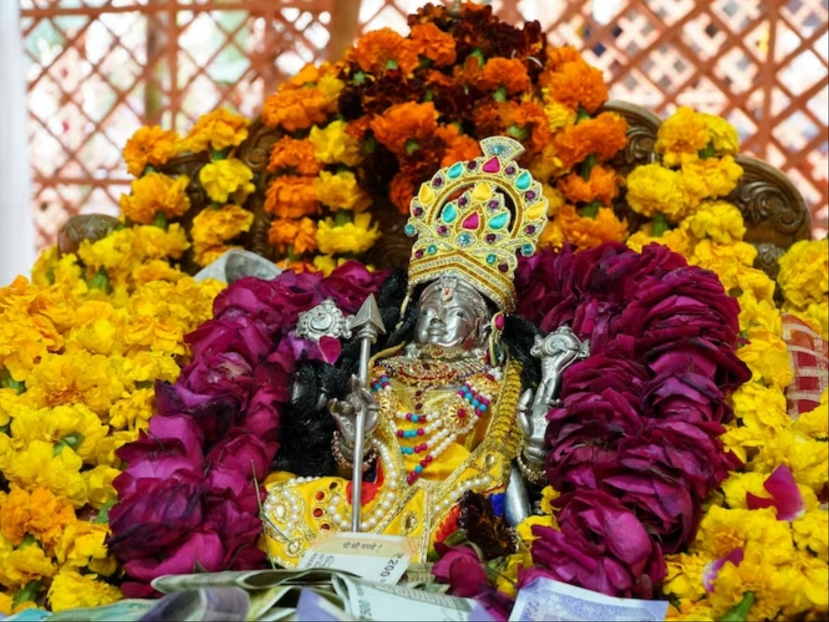 Ayodhya Ram Mandir: Ram Lalla Idol Placed In Sanctum Sanctorum Ahead Of Jan 22 ‘Pran Pratishtha’