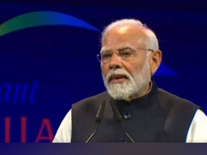 Vibrant Gujarat Global Summit 2024 PM Modi Vows To Make India Developed