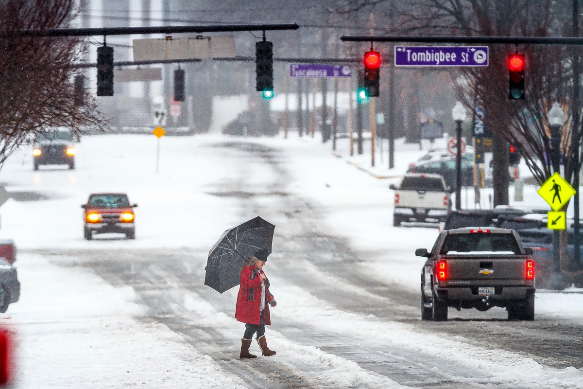 Brutally Cold Weather Expected To Hit Storm-battered South And ...