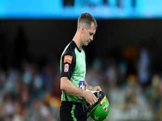 Big Bash League: मैदान पर बड़ा हादसा, विकेटकीपर के सिर में लगी चोट; अस्पताल में भर्ती