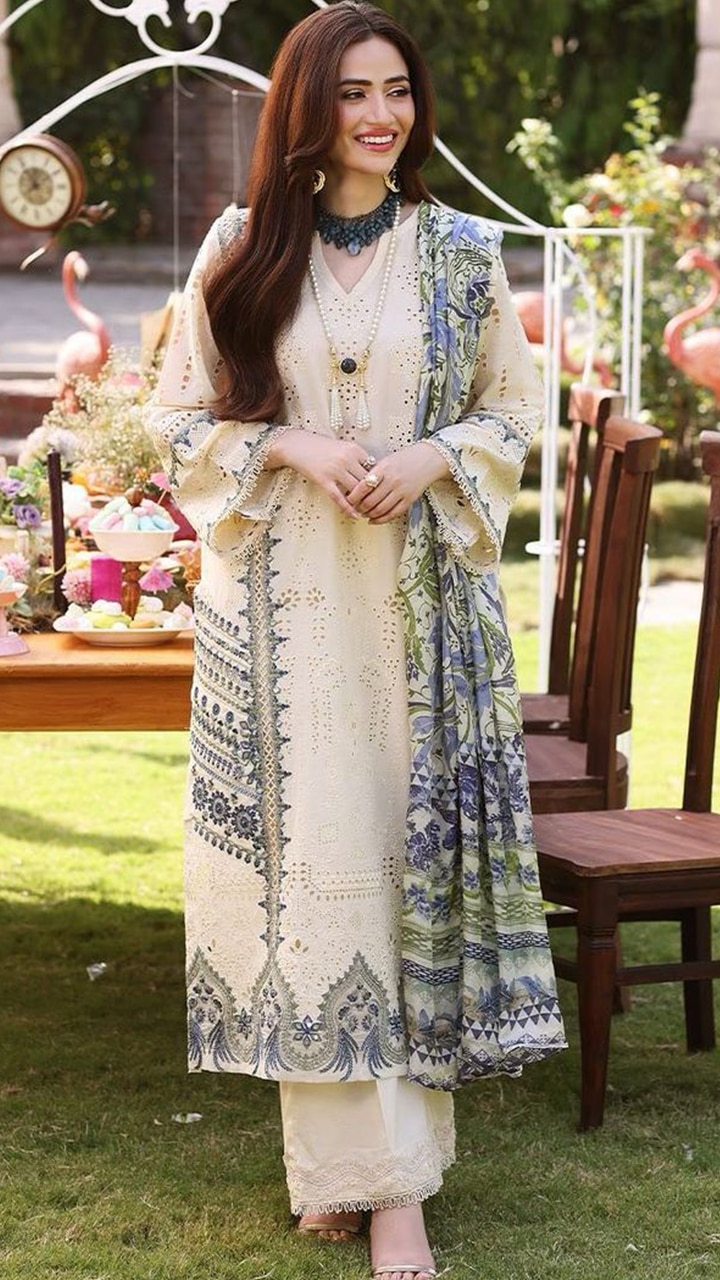 All The Times Sana Javed Stunned wearing Ansab Jahangir Studio!