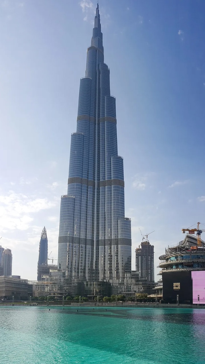 PEACOCKRIDE Love Dubai I Burj Khalifa I UAE I Middle East I Gulf I Souvenir  l Travel I Pin Badge (Metal, Multicolour,37mm) : Amazon.in: Toys & Games