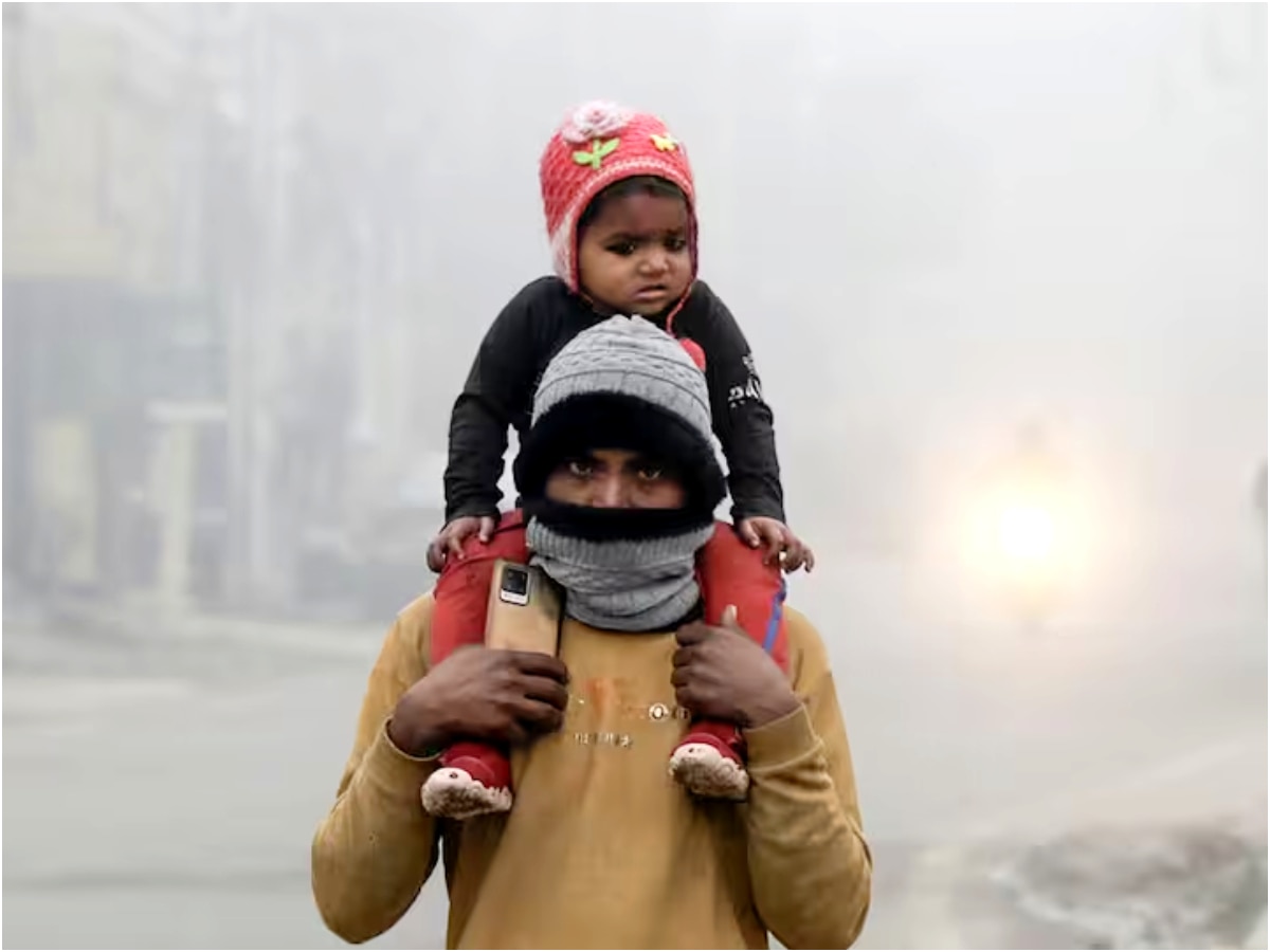 Delhi Weather: Red Alert Issued Amid Cold Wave; Air Quality Remains Very Poor