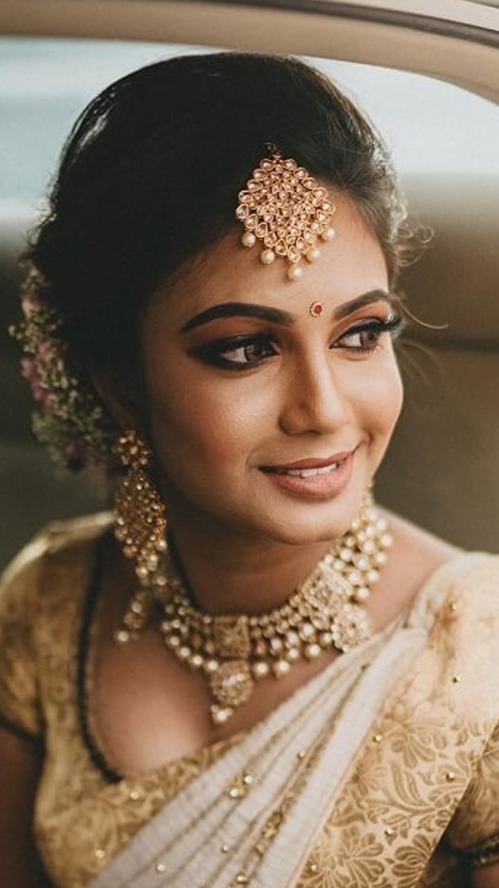 12 Trending Kerala Wedding Hairstyles For The Bride-to-be