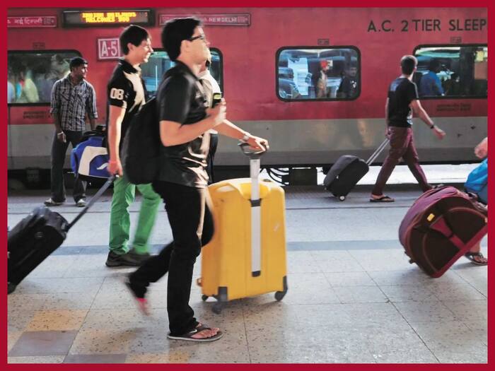 Train Ticket Refund Rules क्या भारतीय रेलवे में ट्रेन लेट होने पर मिलता है पूरा रिफंड, यहां