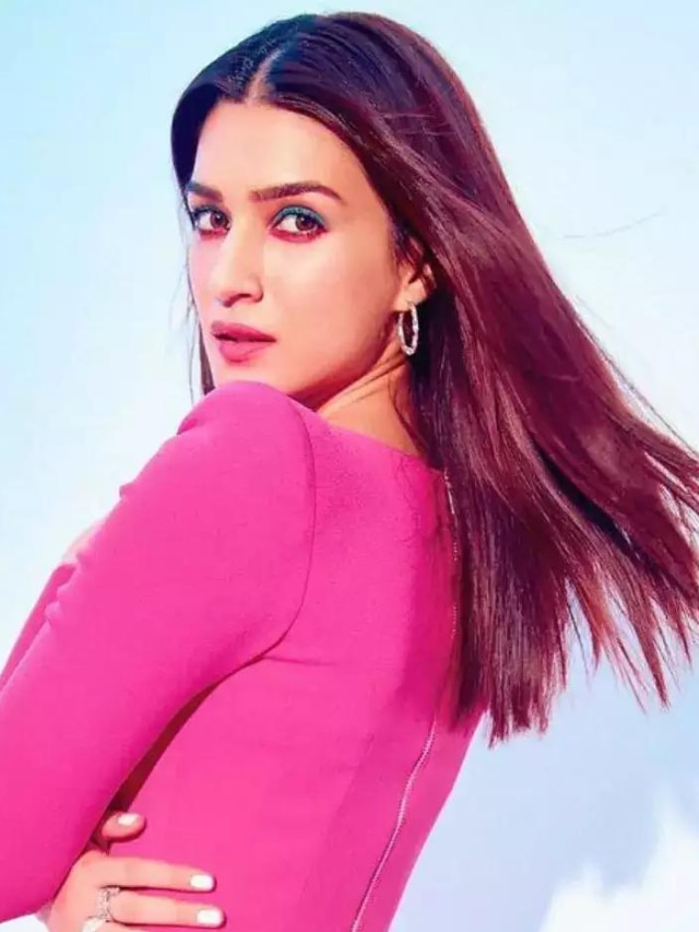 Kriti Sanon flashes her new hairstyle in latest photoshoot