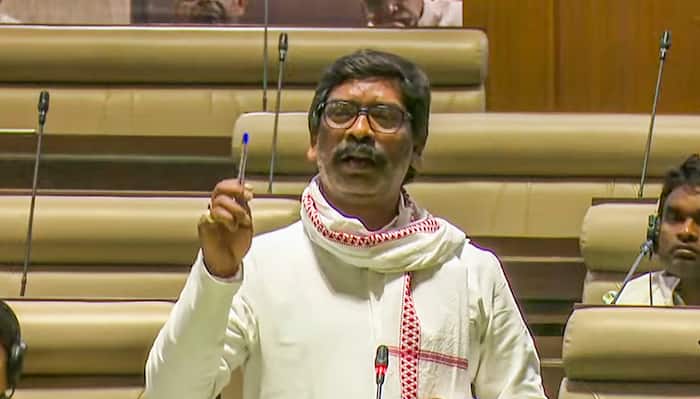 ‘Main Aansu Nahi Bahaunga, Aansu Waqt Ke Liye Rakhuga,’ Says Hemant Soren; New Jharkhand CM Wins Trust Vote