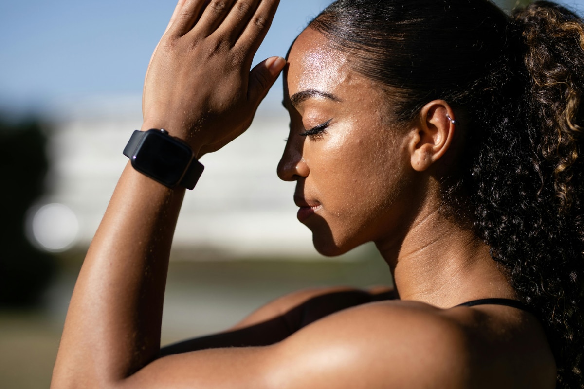 Are Smartwatches Safe? Know Side-Effects, How The Gadget Works