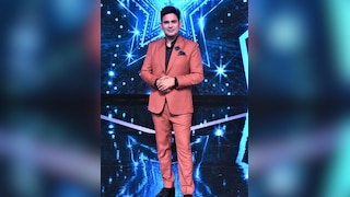 Manoj Muntashir's Top 6 Bollywood Songs to Tune Into