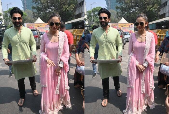 Rakul Preet Singh Radiates Pre-Wedding Elegance in Blush Pink Anarkali Suit And Minimal Makeup- See Stunning PICS