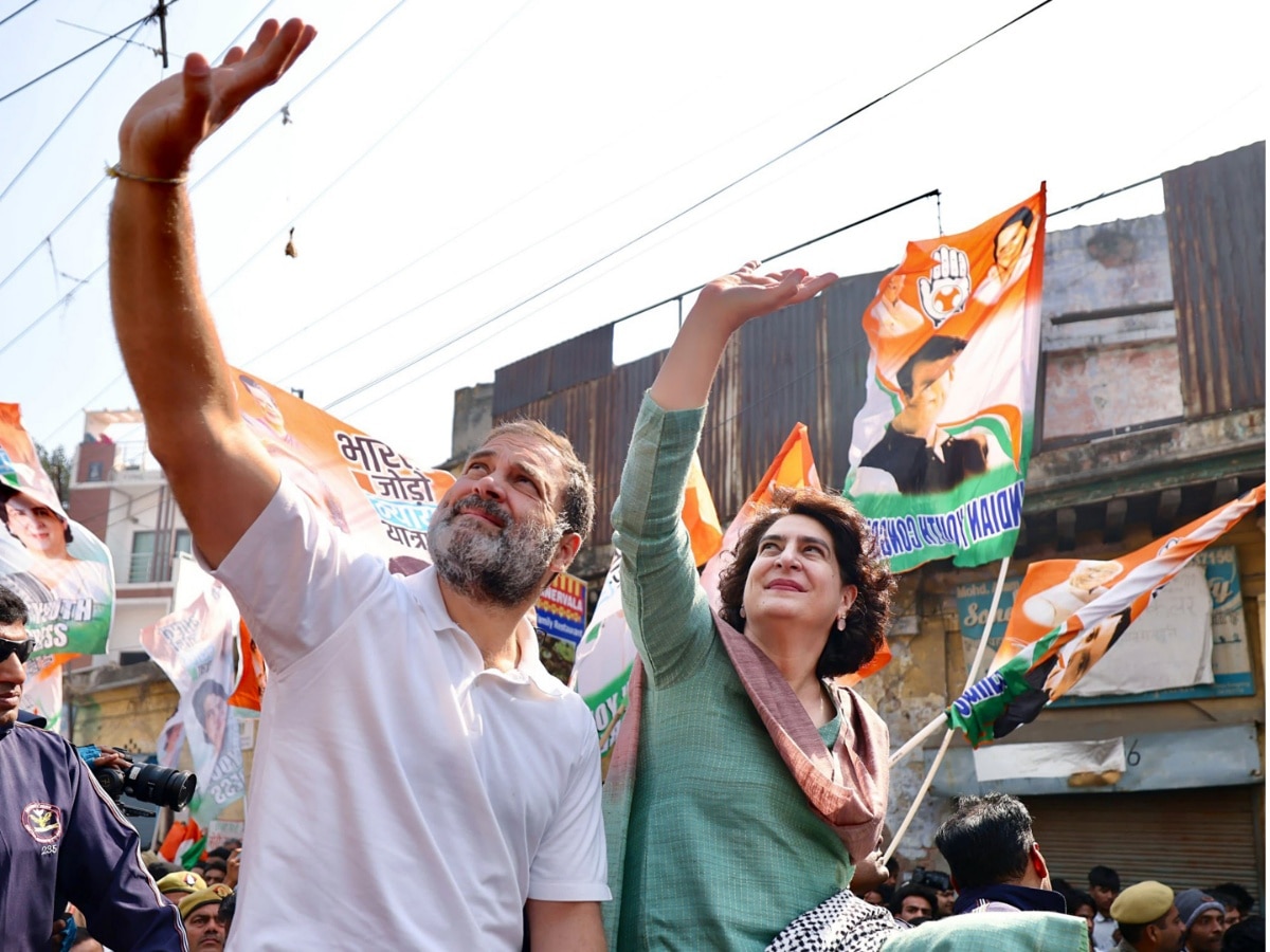 Rousing Welcome For Gandhi Siblings In UP