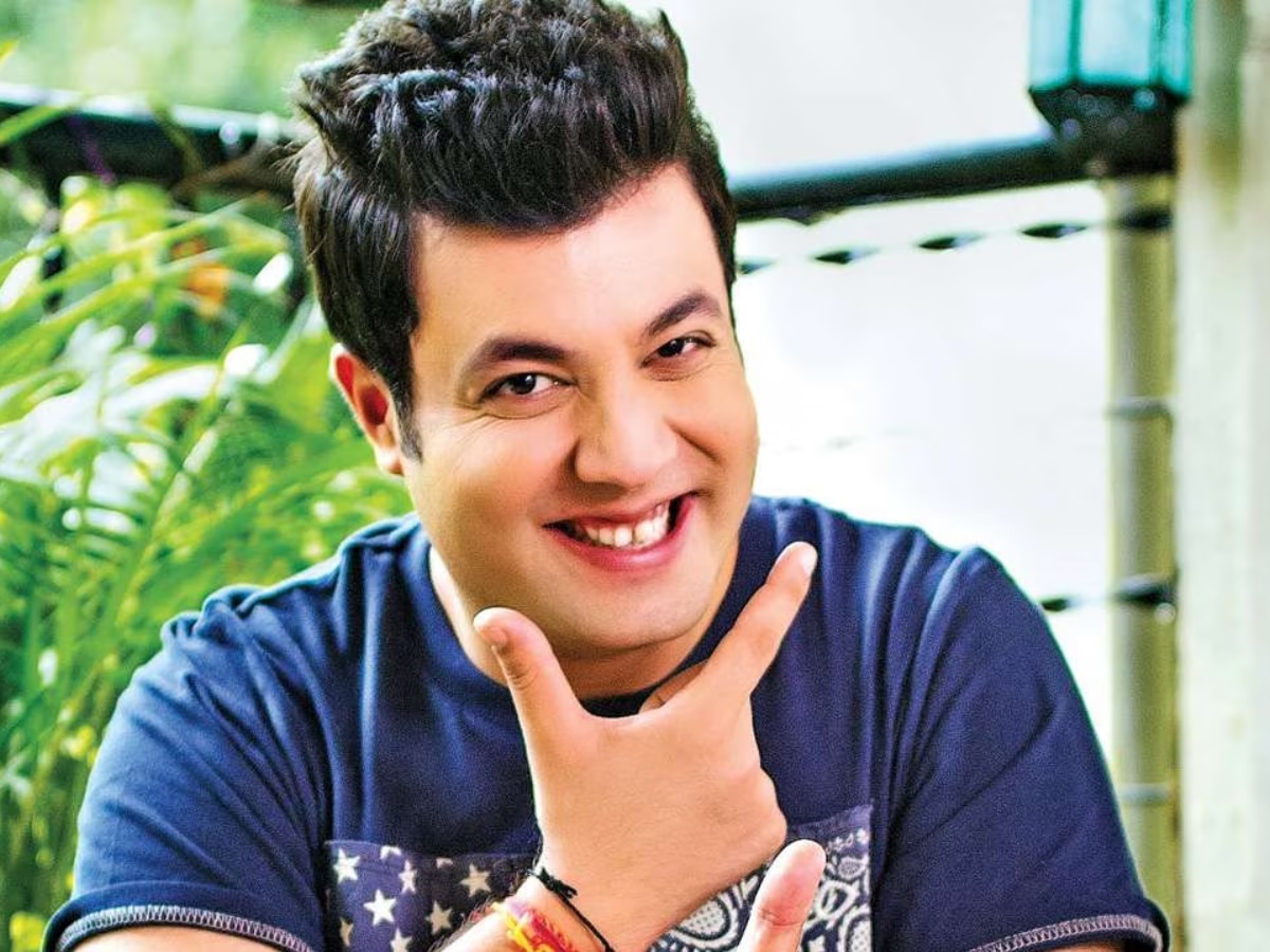Varun Sharma : चूचा को जब पेंट के डिब्बे में मिला खाना, डायरेक्टर के इस ...