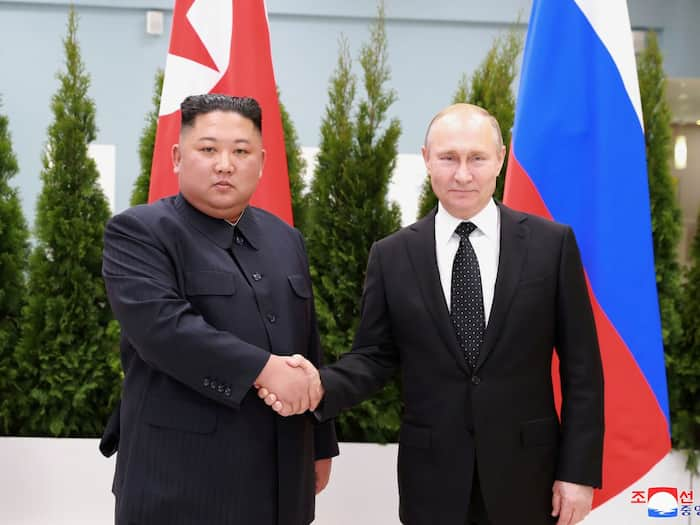 Vladmir Putin with Kim Jong Un (Reuters)