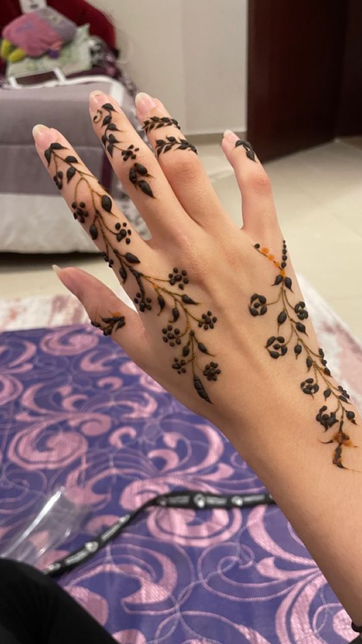 30 Easy And Simple Mehndi Designs For Kids | POPxo