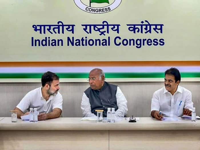 Another Blow! Congress Slapped With Rs 1,700 Cr Notice By IT Dept Ahead of Lok Sabha Elections 2024