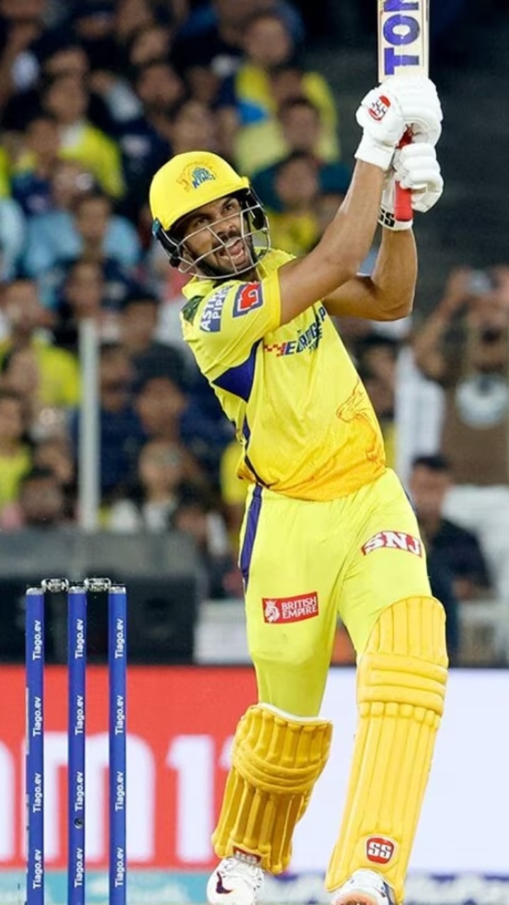 IPL DC Vs CSK Head To Head In Pics Ipl dc vs csk head to head in pics
