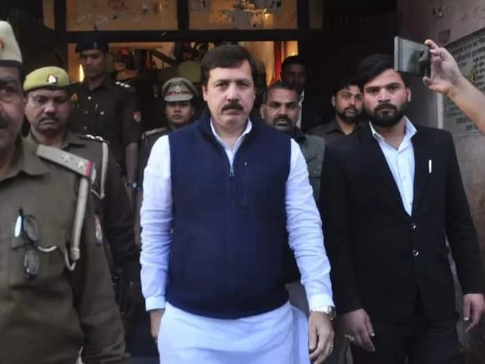 Court Sentences Former MP Dhananjay Singh to 7-year Jail Term, Rs 50 Thousand Fine