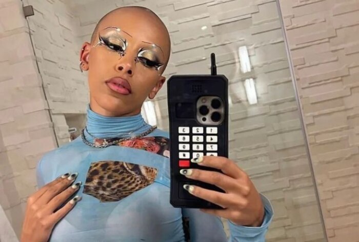 Doja Cat Quits Instagram Over Online Negativity, Fans Speculate, Karma Behind Leaving Social Media Platform - Vimarsana News