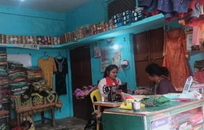 After completing her training, she started her boutique but soon realised that she lacked advanced business skills and needed additional financial aid