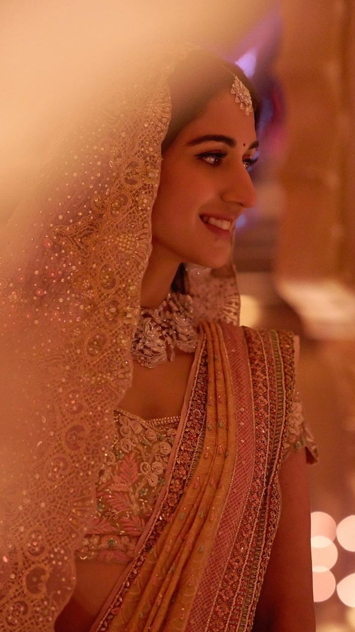 Beautiful Bride in Red Lehenga - Shaadiwish