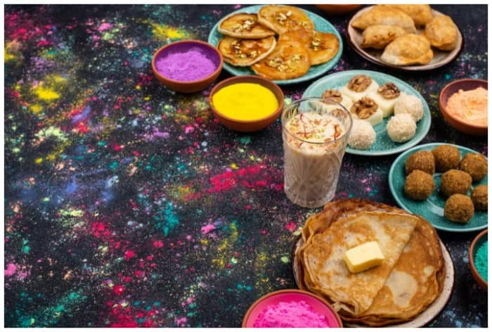 Holi Recipes 2024: Try 8 Sumptuous Snacks and Drinks to Make Your Celebrations More Vibrant