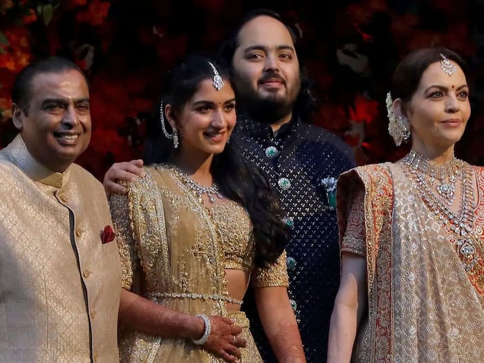 Mukesh Nita Ambani with Anant Radhika