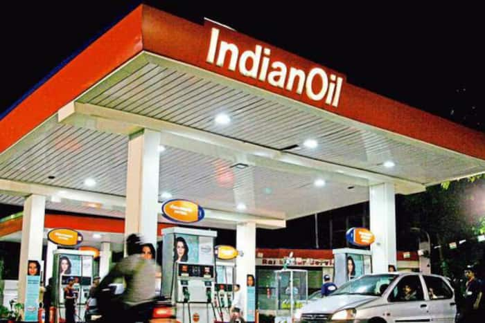 Petrol And Diesel Prices Slashed By Rs 2 Per Litres, New Rates To Be Effective From THIS Date