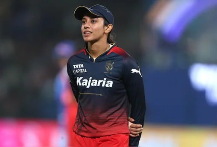 Smriti Mandhana Gets Emotional After RCB Beat DC in WPL Final | Watch VIDEO