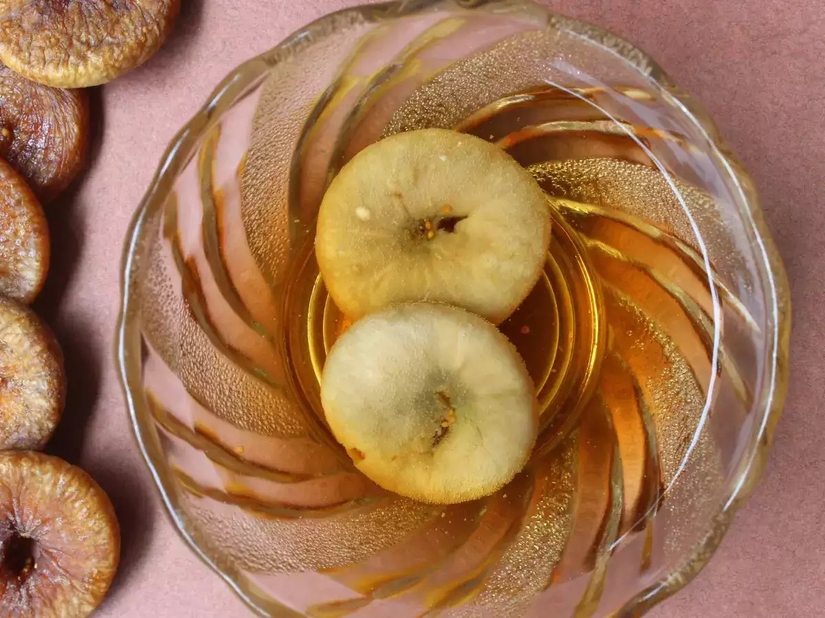 Weight Loss With Fig Water: 5 Reasons to Have This Magical Drink on an Empty Stomach