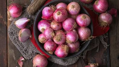 Why You Should Add Raw Onions To Your Daily Diet?