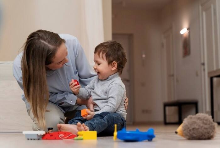 International Women's Day: 4 Tools For Mothers to Educate Their Toddlers