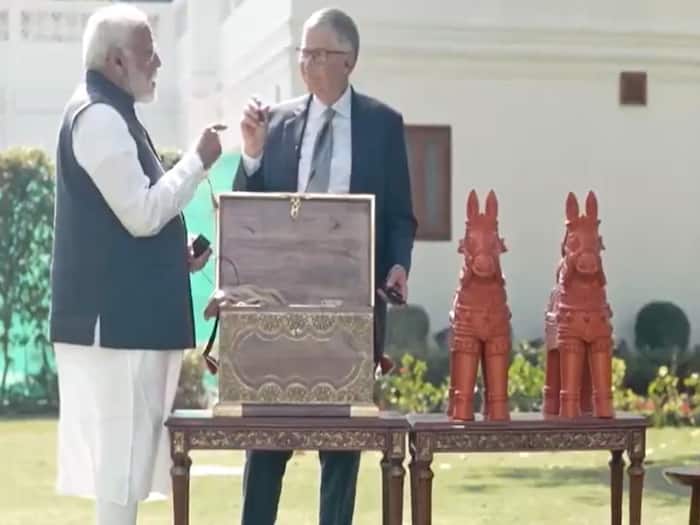 From Thoothukudi Pearls To Kashmiri Pashmina, PM Modi Presents 'Vocal For Local' Gifts To Bill Gates - WATCH