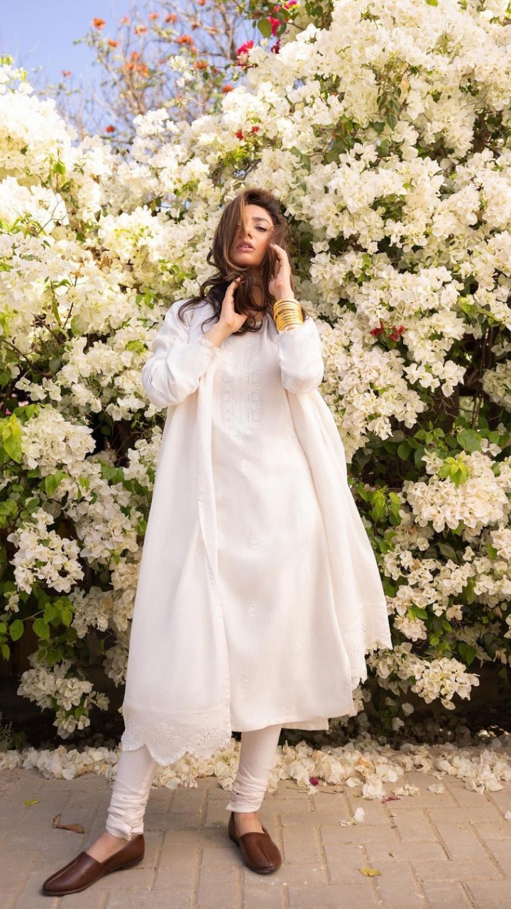 casual mahira khan dresses Mahira khan suits