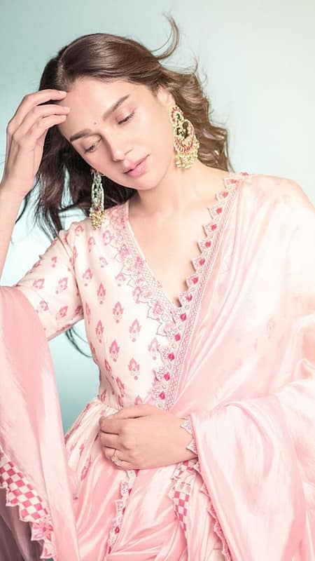 aditi rao hydari pink dress Aditi Rao Hydari in Benarasi sarara
