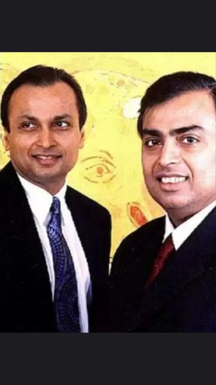 Mukesh Ambani vs Anil Ambani Educational Qualifications