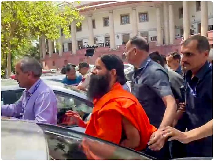 'Is Apology Same Size As Your Ads?' Supreme Court Grills Team Ramdev In Patanjali Misleading Ads Case