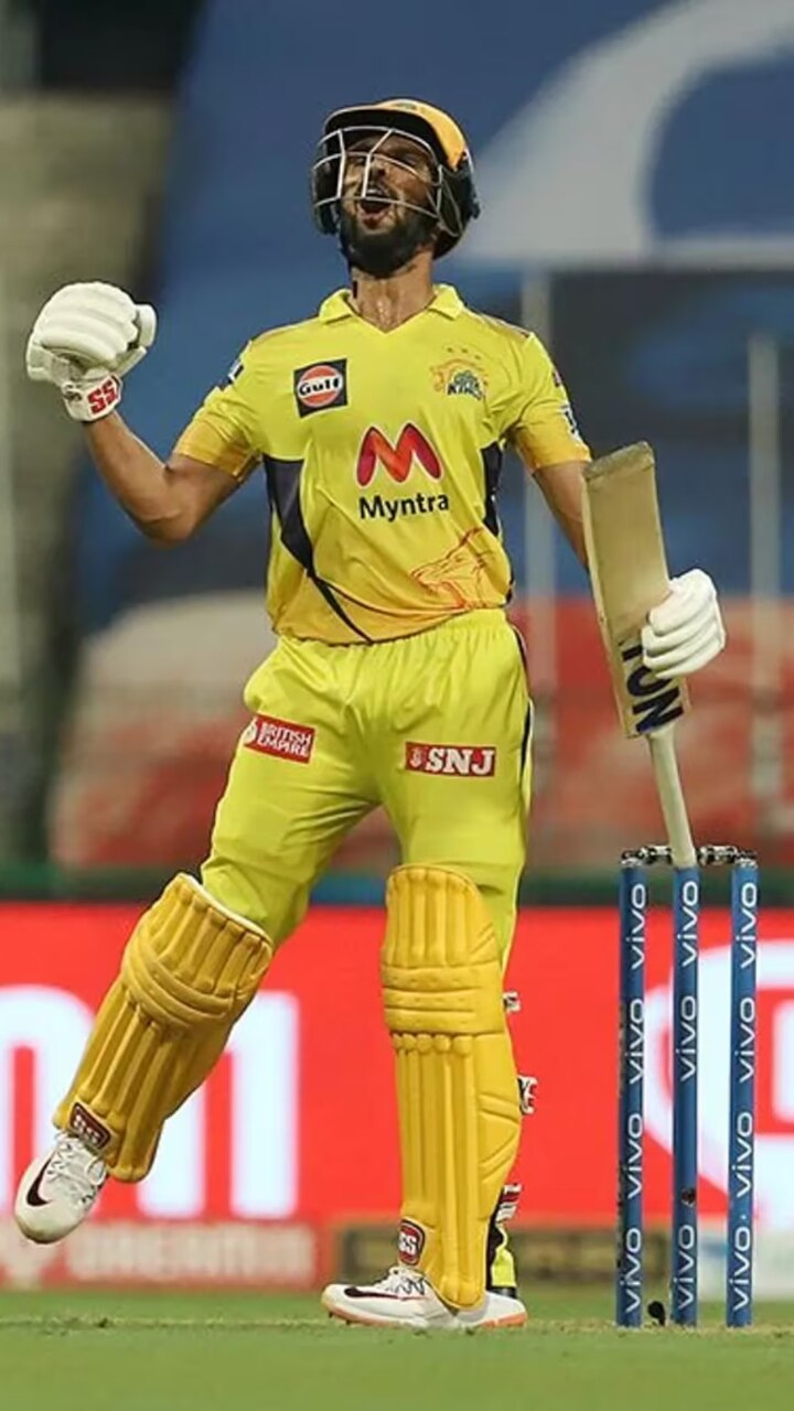 IPL: CSK Vs KKR Head To Head - In Pics