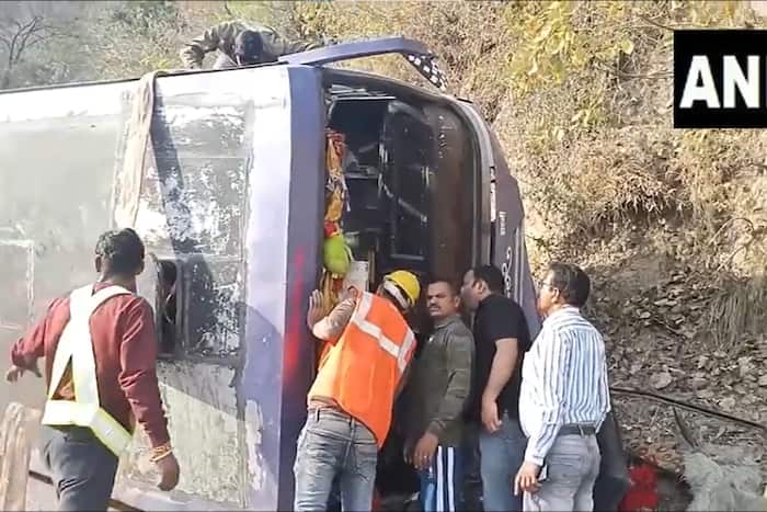 Bus With 52 Devotees Overturns Near Kangra Tunnel In HP | Check Details
