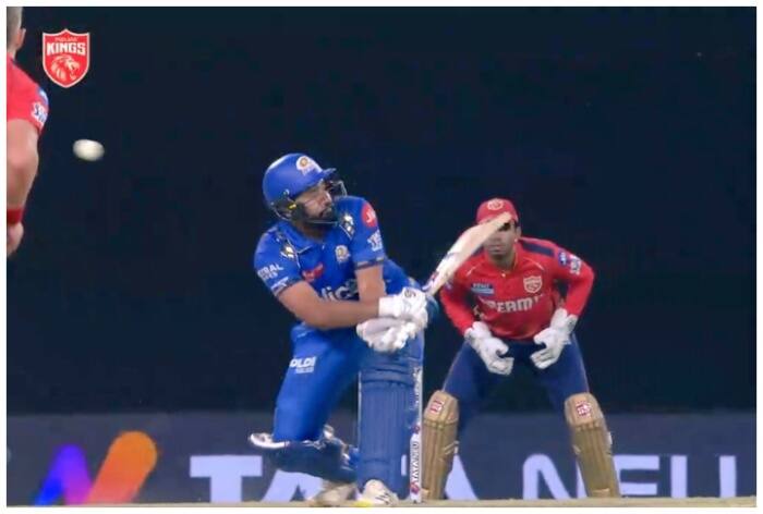 Rohit Sharma hit on helmet, Rohit Sharma injury against Punjab Kings, Rohit Sharma vs Punjab Kings, Rohit Sharma news. Rohit Sharma’s 250th IPL game, Mumbai Indians vs Punjab Kings, Punjab Kings vs Mumbai Indians, IPL 2024